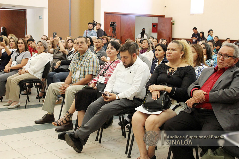 Presente la ASE en conferencia sobre la Ley de Voluntad Anticipada