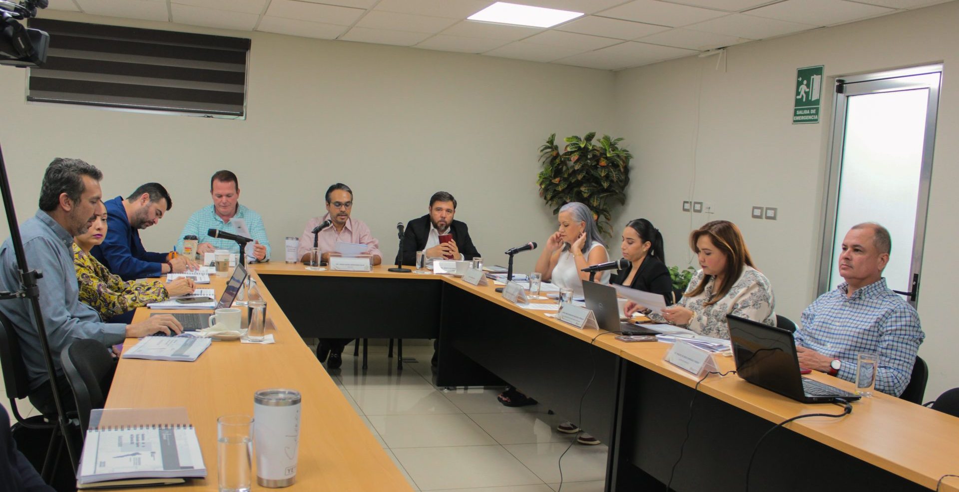 ASE y Comisión de Fiscalización analizan informes del Acuario Mazatlán, 5 Juntas de Agua y Sistema DIF de 2 municipios